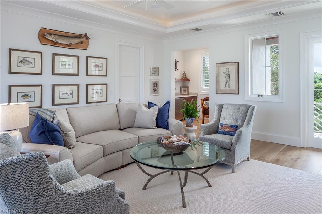 OLDE NAPLES - Residential