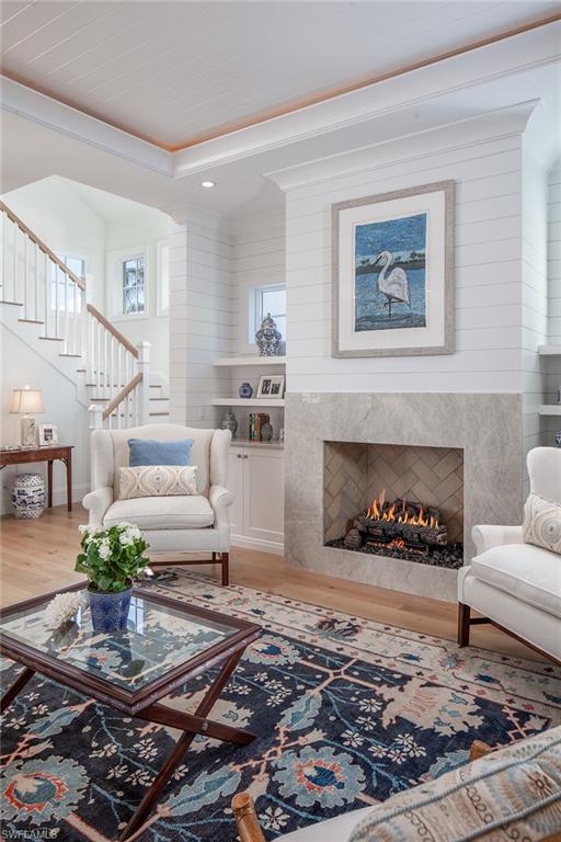 OLDE NAPLES - Residential