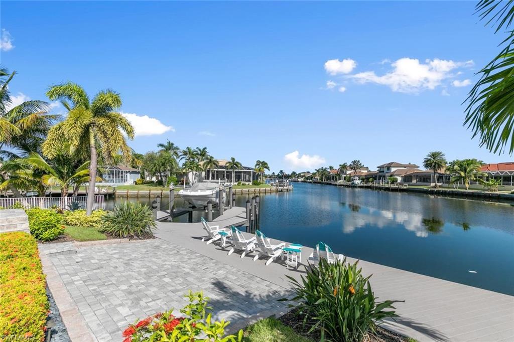 MARCO BEACH - Residential