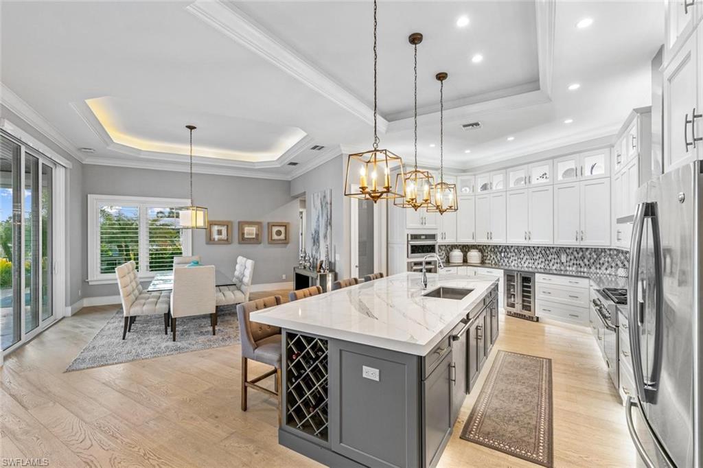 MARCO BEACH - Residential