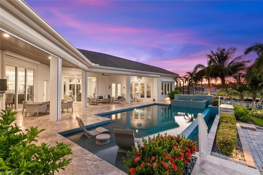 MARCO BEACH - Residential