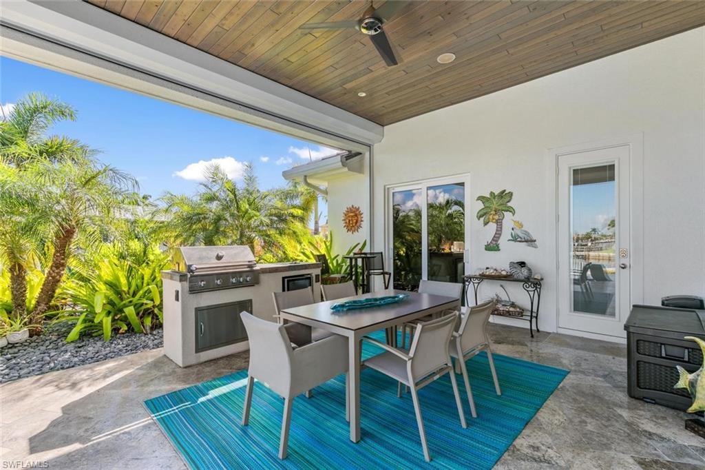 MARCO BEACH - Residential