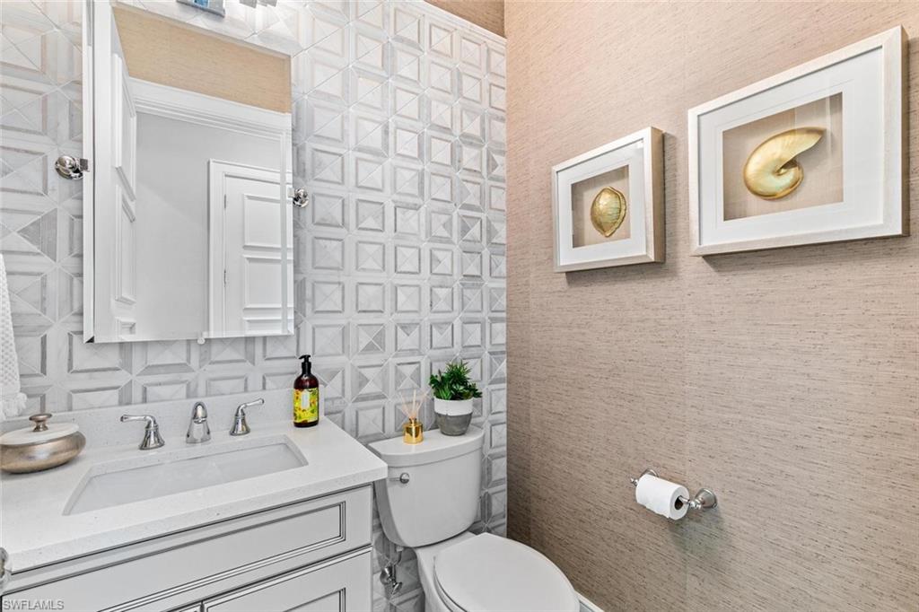 MARCO BEACH - Residential