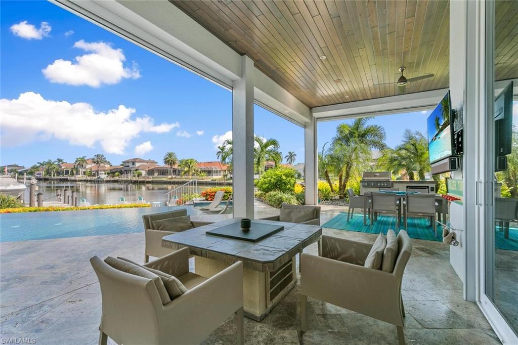 MARCO BEACH - Residential