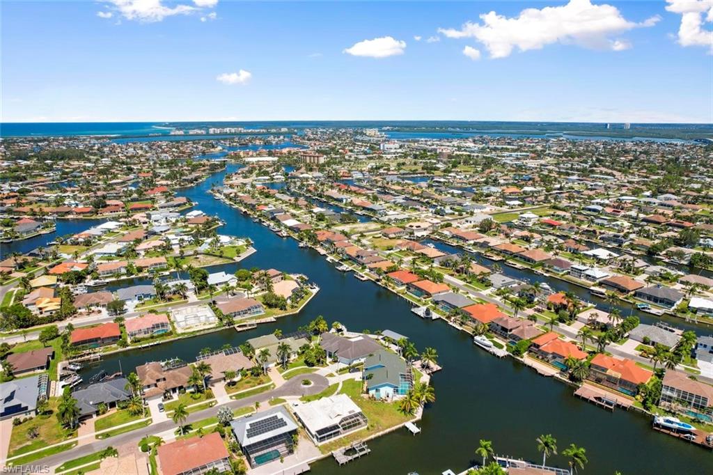 MARCO BEACH - Residential