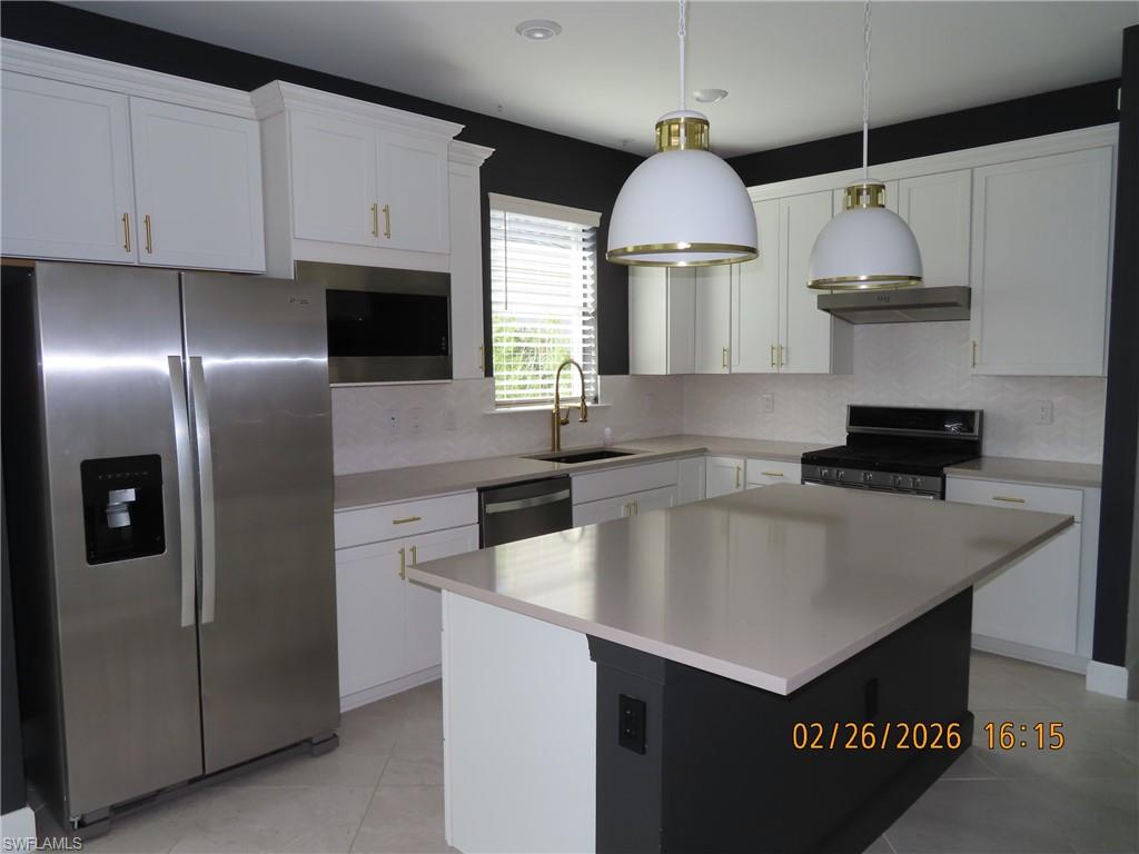 EDGEWATER - Residential