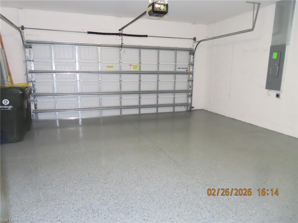 EDGEWATER - Residential