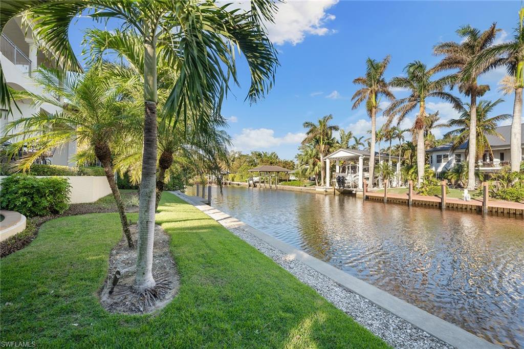 AQUALANE SHORES - Residential