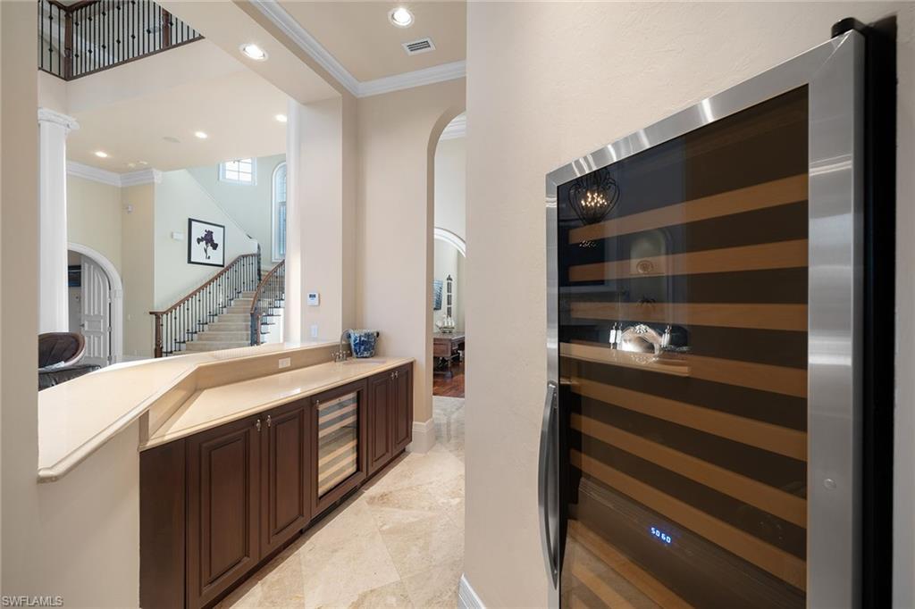 AQUALANE SHORES - Residential