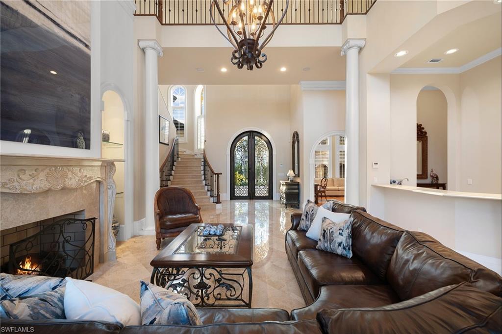 AQUALANE SHORES - Residential