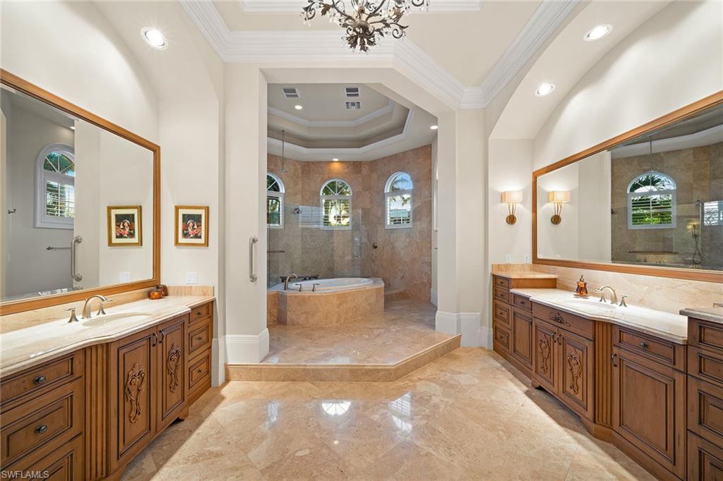 AQUALANE SHORES - Residential