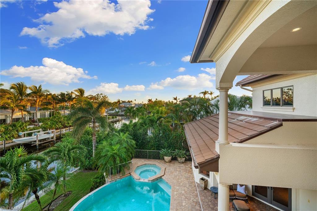 AQUALANE SHORES - Residential