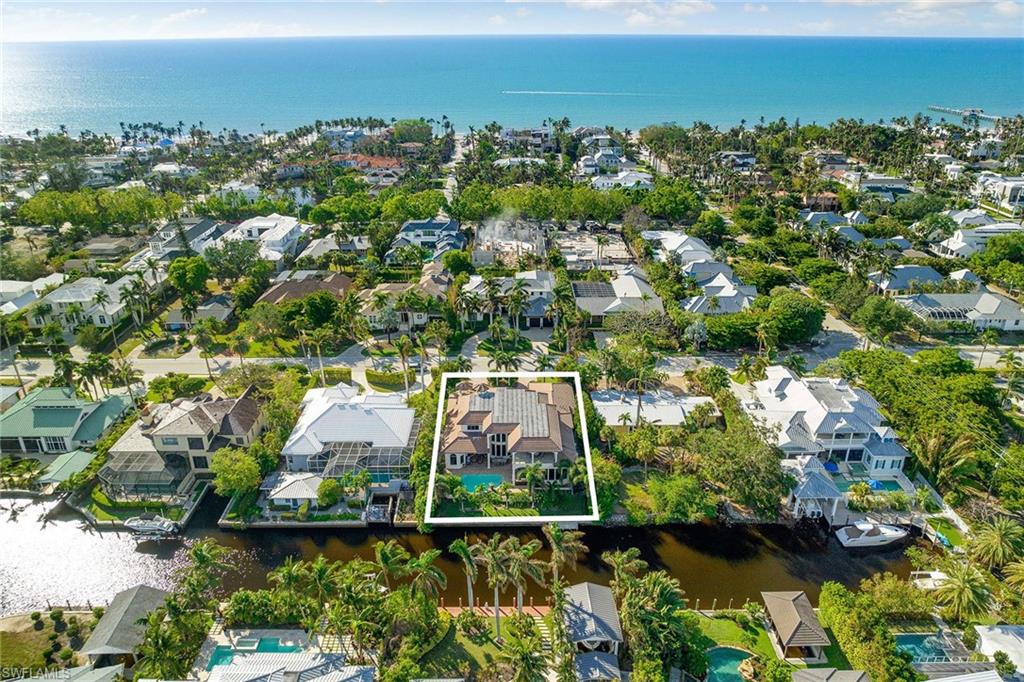 AQUALANE SHORES - Residential