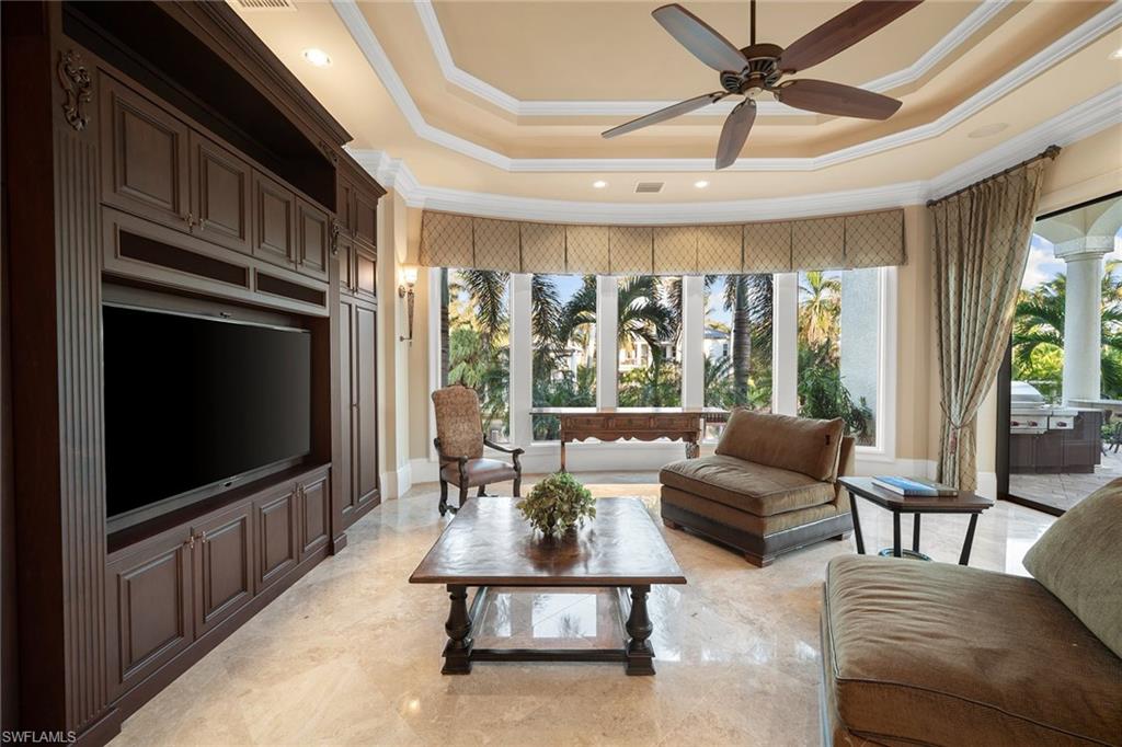 AQUALANE SHORES - Residential