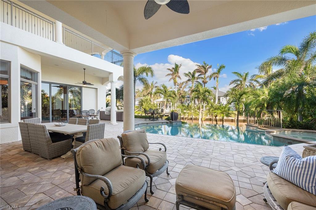 AQUALANE SHORES - Residential