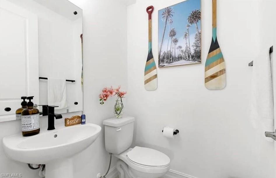 VANDERBILT RESERVE - Residential Lease