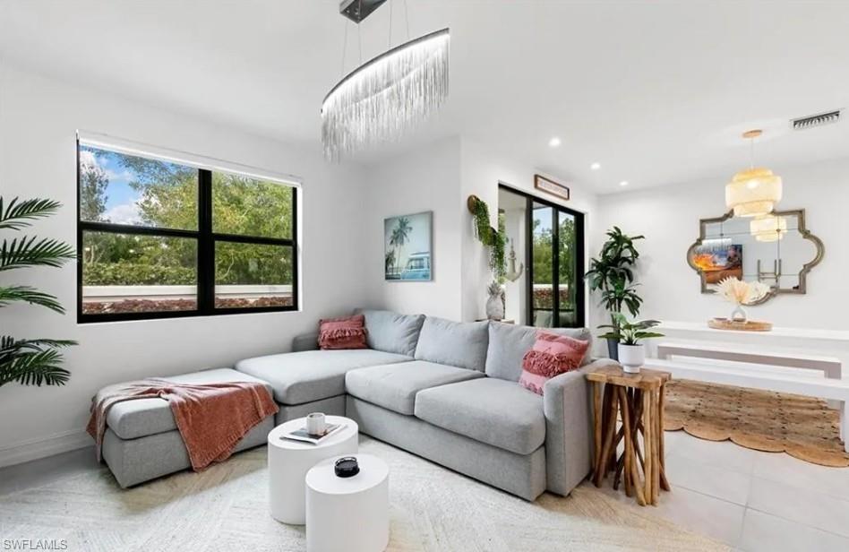 VANDERBILT RESERVE - Residential Lease