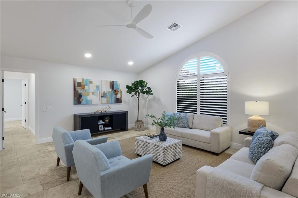 235 Silverado DR