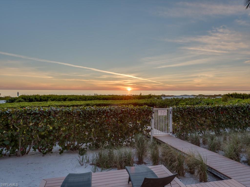 LAGUNA SHORES - Residential