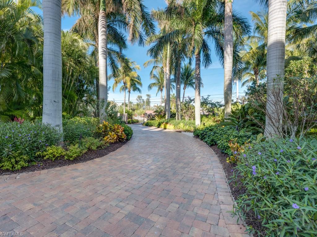 LAGUNA SHORES - Residential
