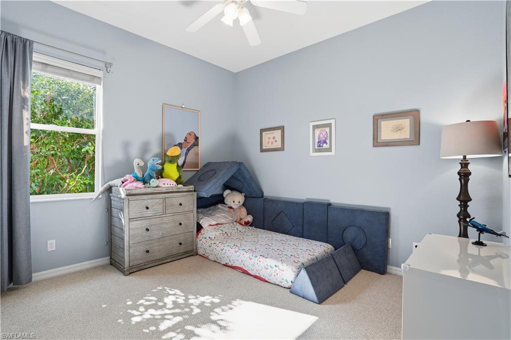 CARLTON LAKES - Residential