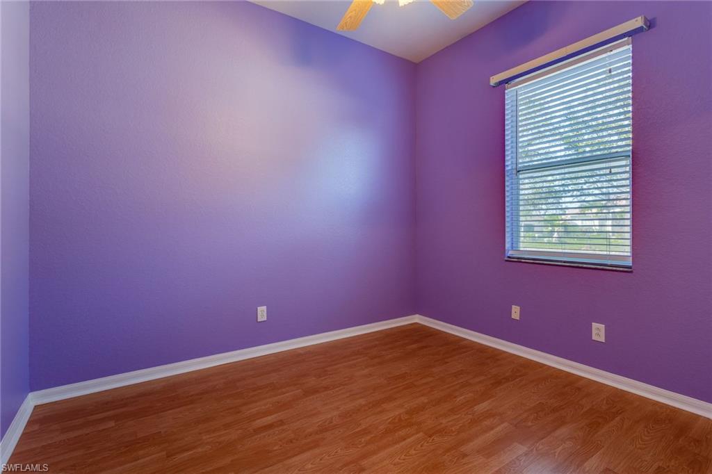 VALENCIA LAKES - Residential