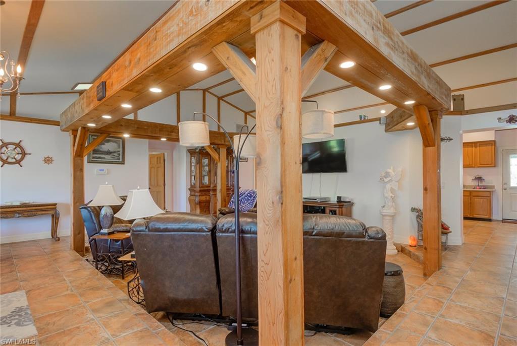 PUNTA GORDA - Residential