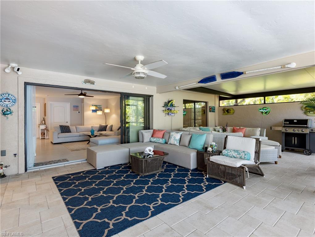 HERITAGE FARMS LAKE ADDN - Residential