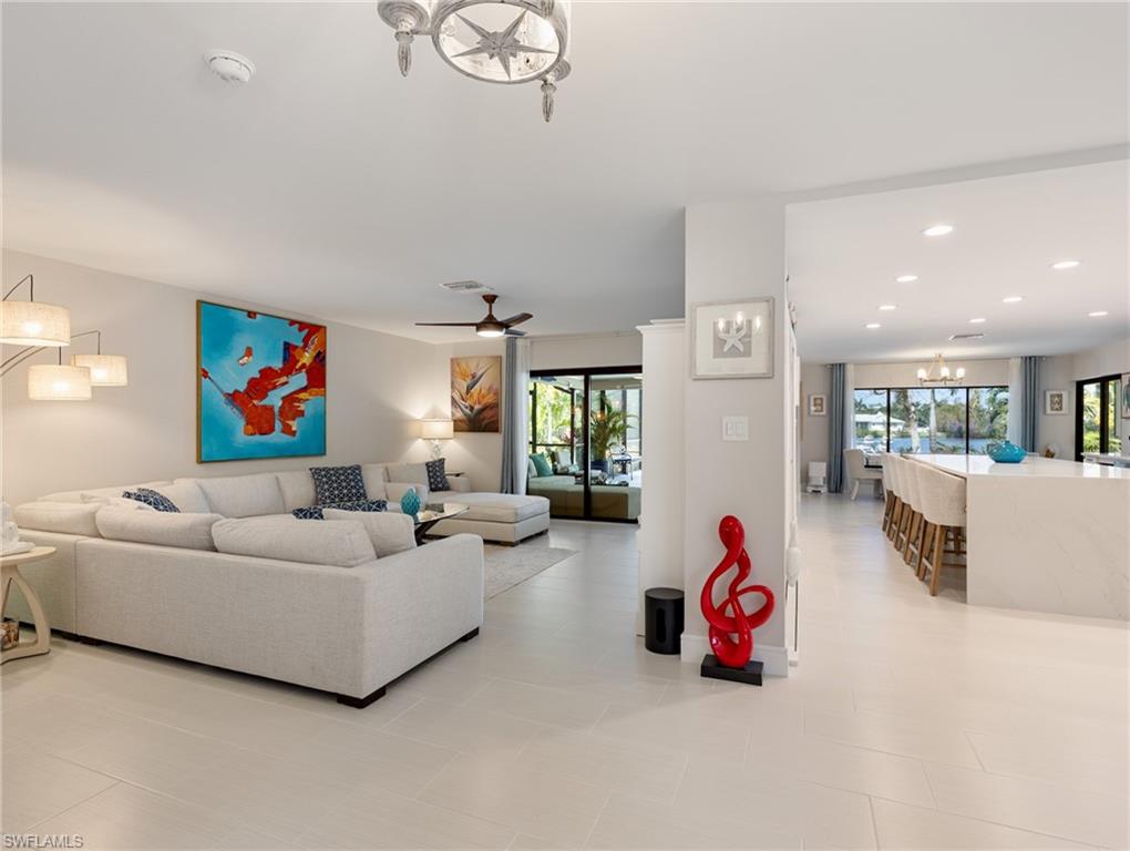 HERITAGE FARMS LAKE ADDN - Residential