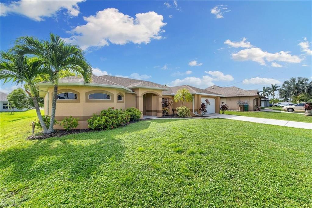 CAPE CORAL - Residential