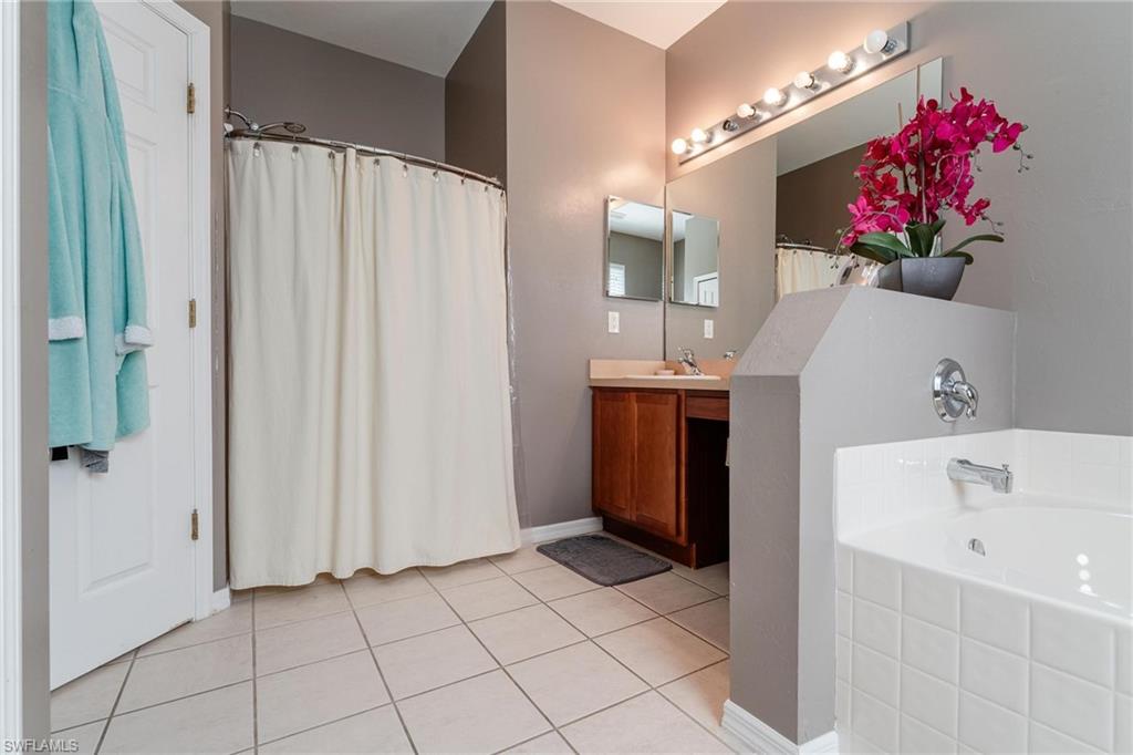 HAWK'S PRESERVE - Residential