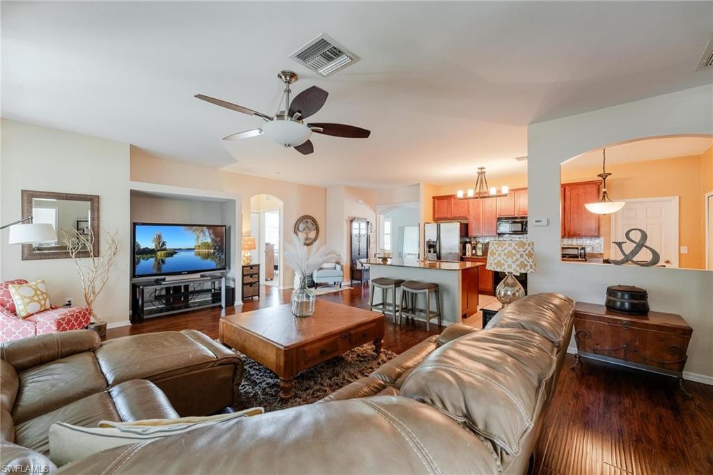 HAWK'S PRESERVE - Residential