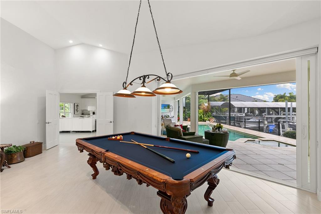 MARCO ISLAND - Residential