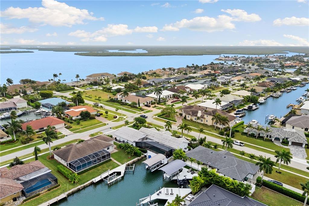 MARCO ISLAND - Residential