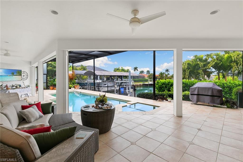 MARCO ISLAND - Residential