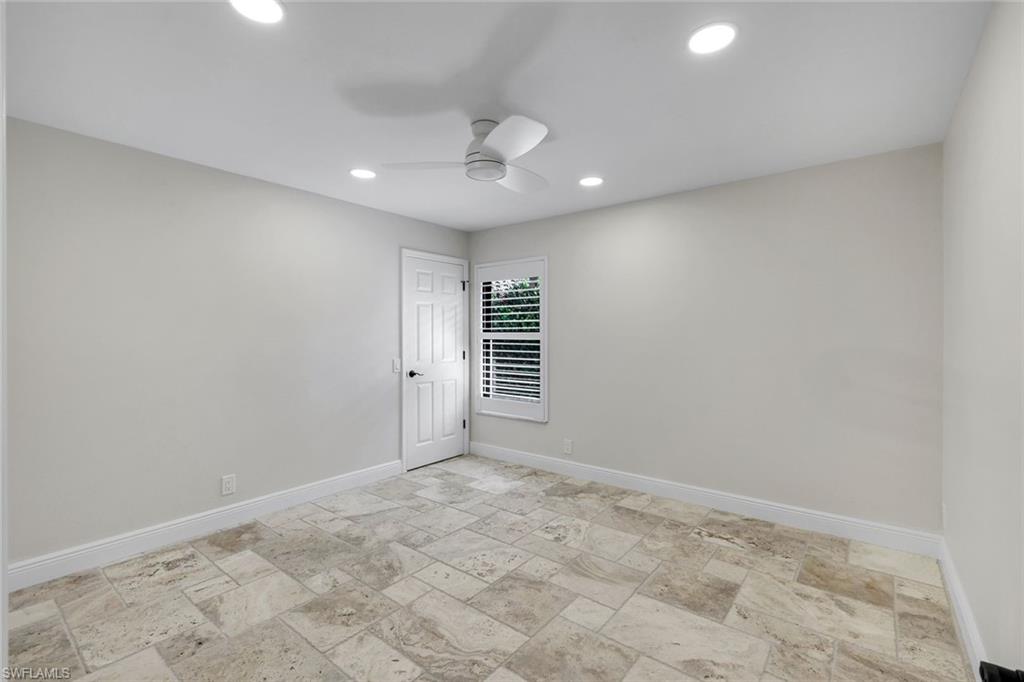 VALLEY OAK - Residential