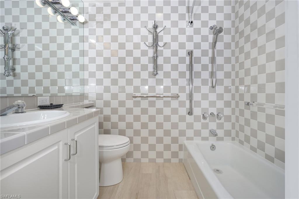 GRAND BAY AT PELICAN BAY - Residential