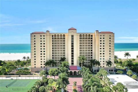 A home in MARCO ISLAND