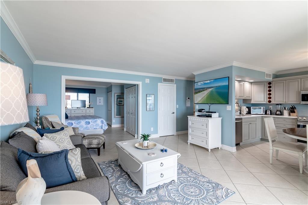 RIVERSIDE CLUB - Residential