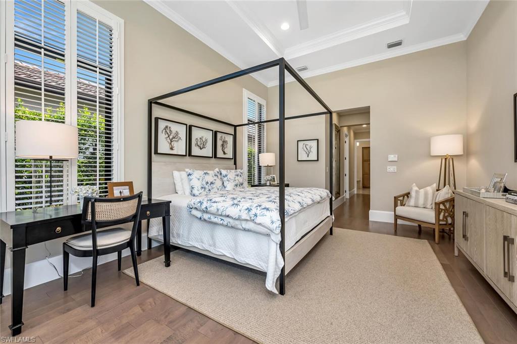 TRADITIONS - Residential