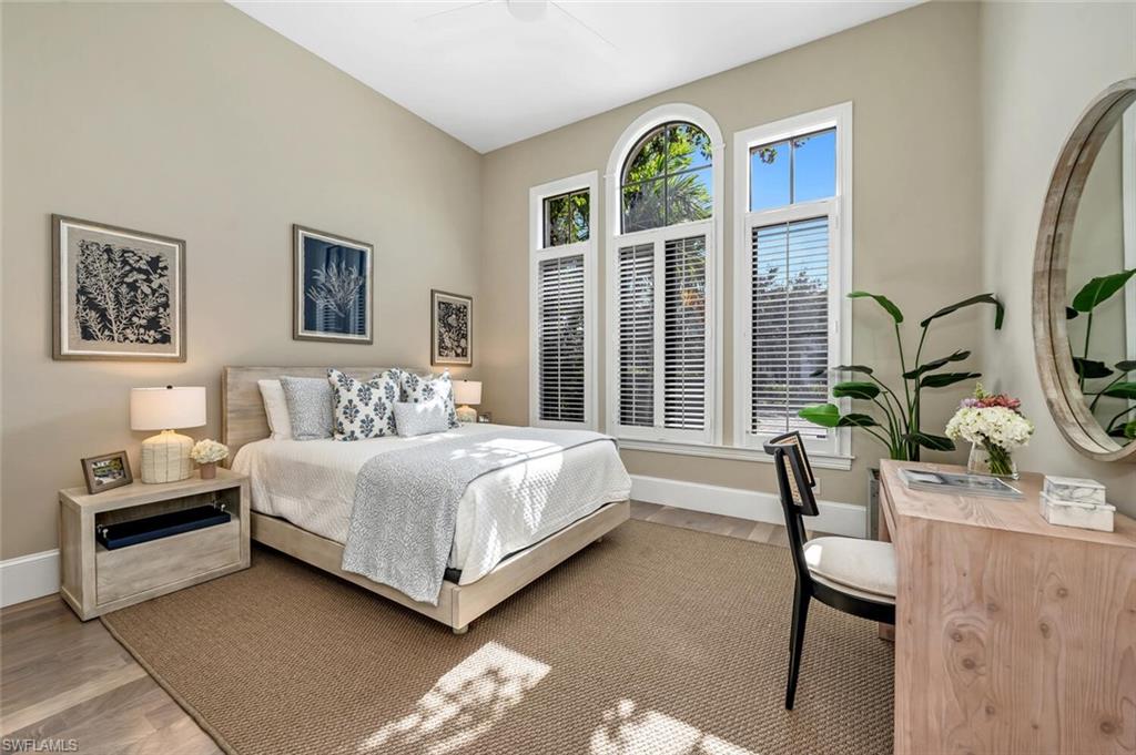 TRADITIONS - Residential