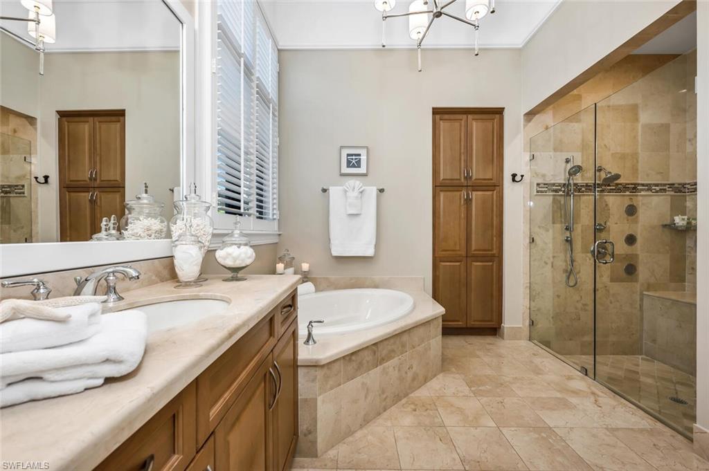 TRADITIONS - Residential