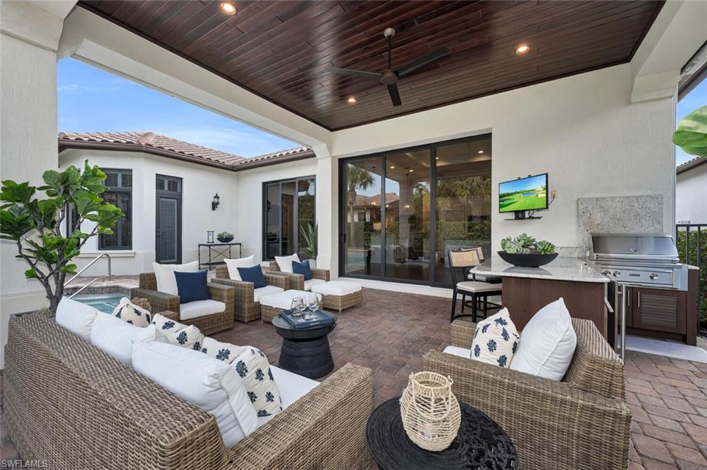 TRADITIONS - Residential