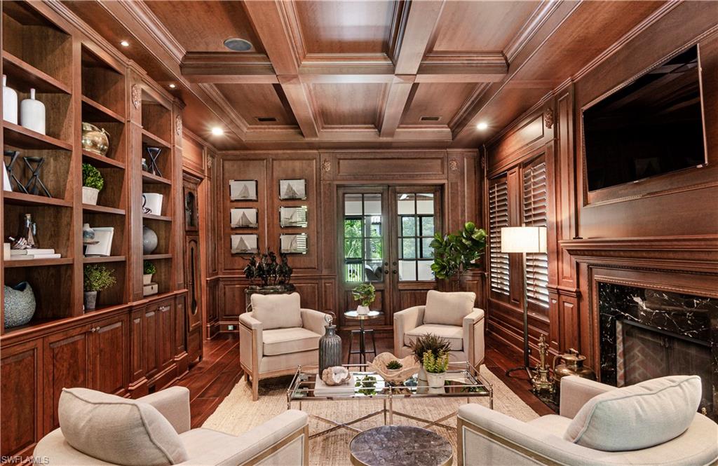 OLDE NAPLES - Residential