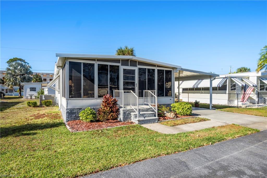 CARRIAGE VILLAGE - Residential