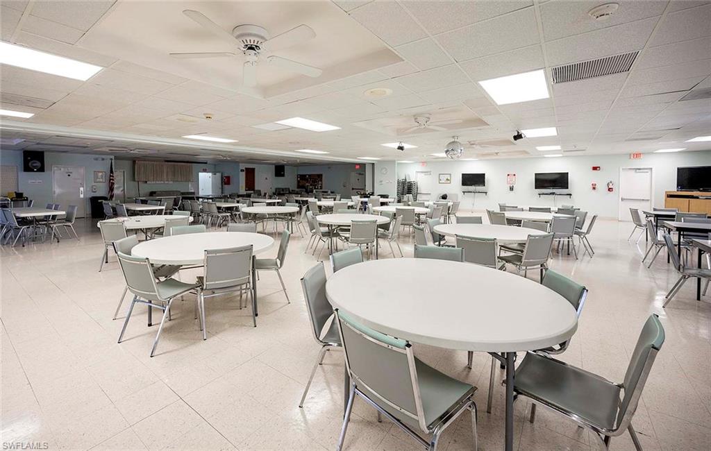 CARRIAGE VILLAGE - Residential