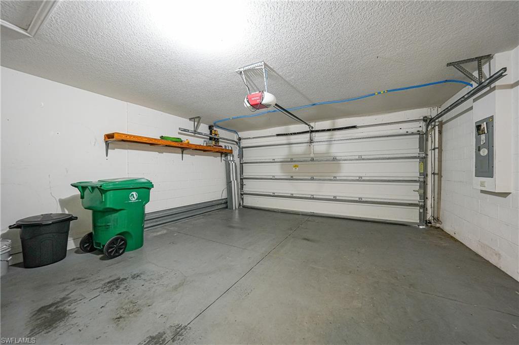 SUNCOAST LAKES UNRECORDED SUBDIVISON - Residential