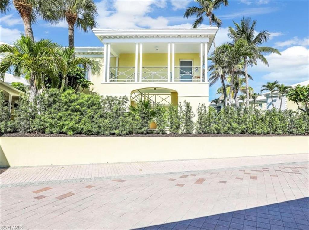 2601 Gulf Shore BLVD N 34