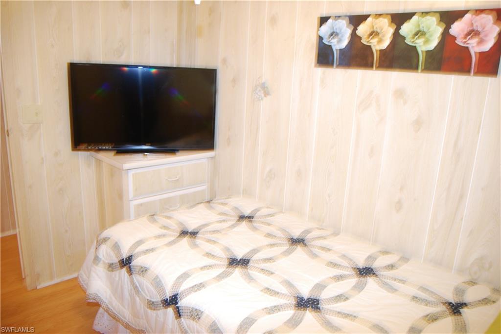 MARINERS COVE - Residential