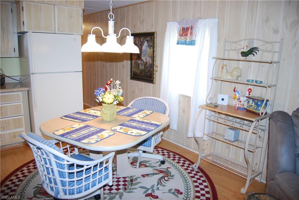 MARINERS COVE - Residential